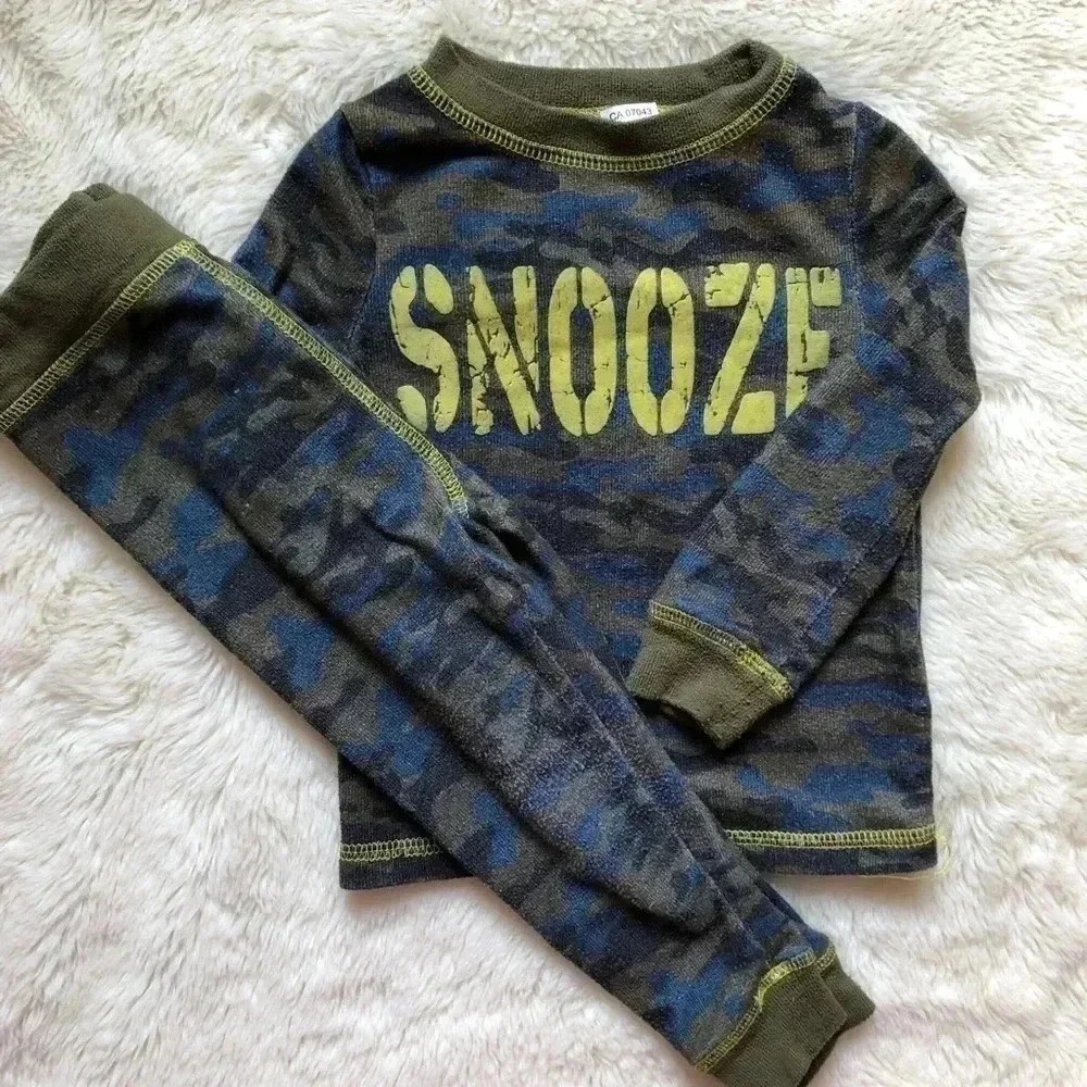Sleep On It Camo Pajamas Size 2T